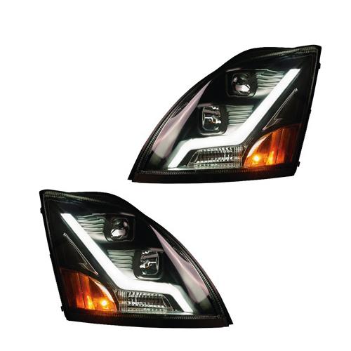 Volvo Headlights - MaxiTrucks